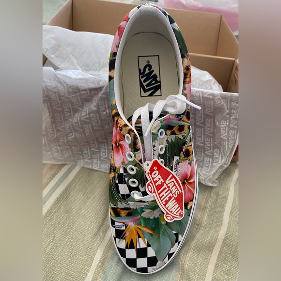 new in box Vans mens 10 tropical TROPICALANMLCH Womans 11.5 Sold out! - Picture 1 of 7